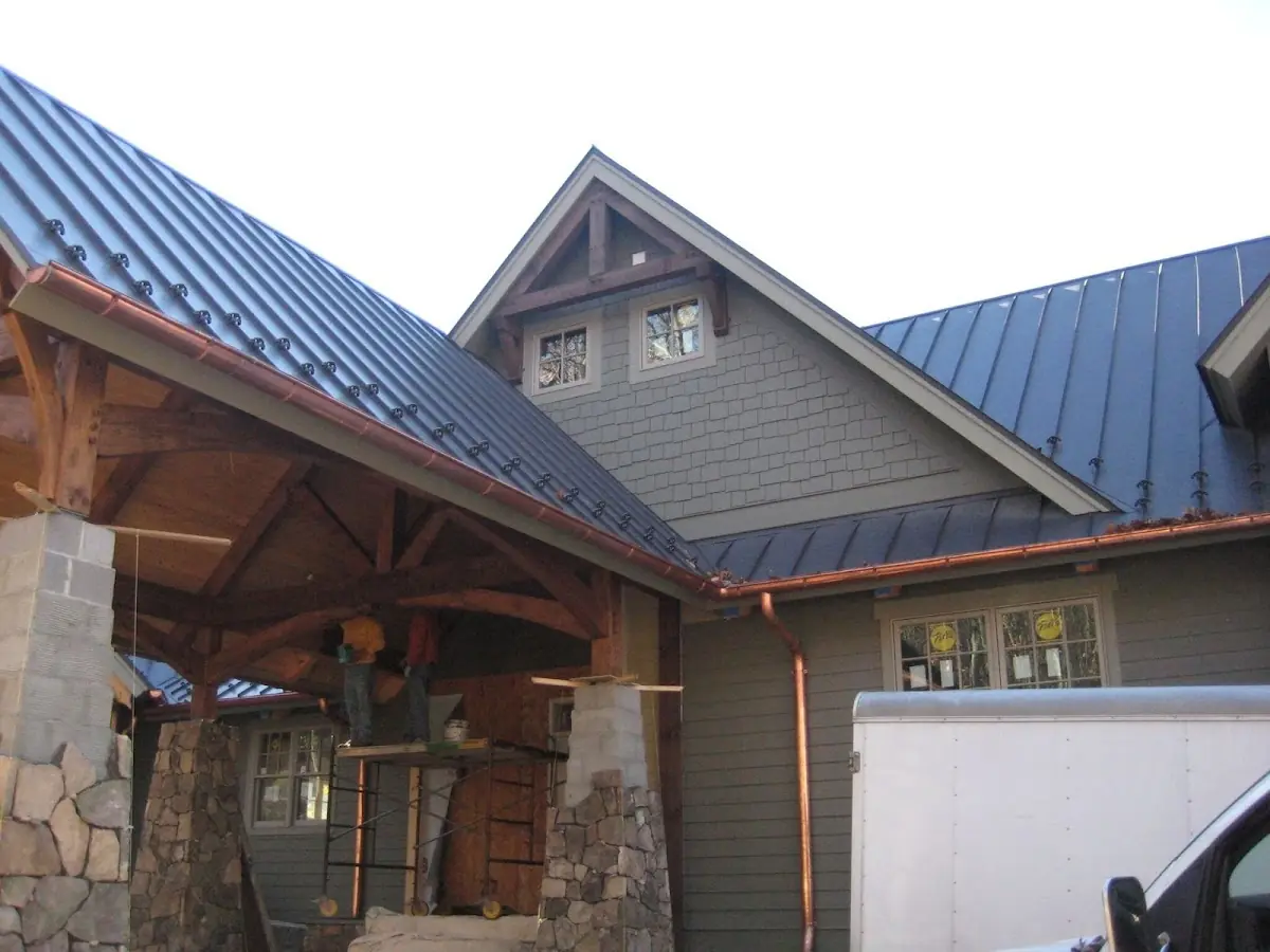 Craftsman Roofing team delivering quality roofing work in Mettler